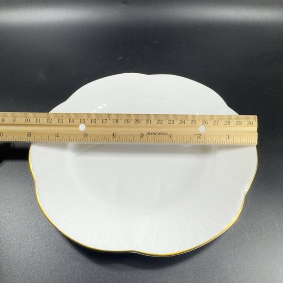 Shelley Dainty White Dish Plate Set Flower Shaped Gold Trim Set 4 Bone China Set - Picture 5 of 12